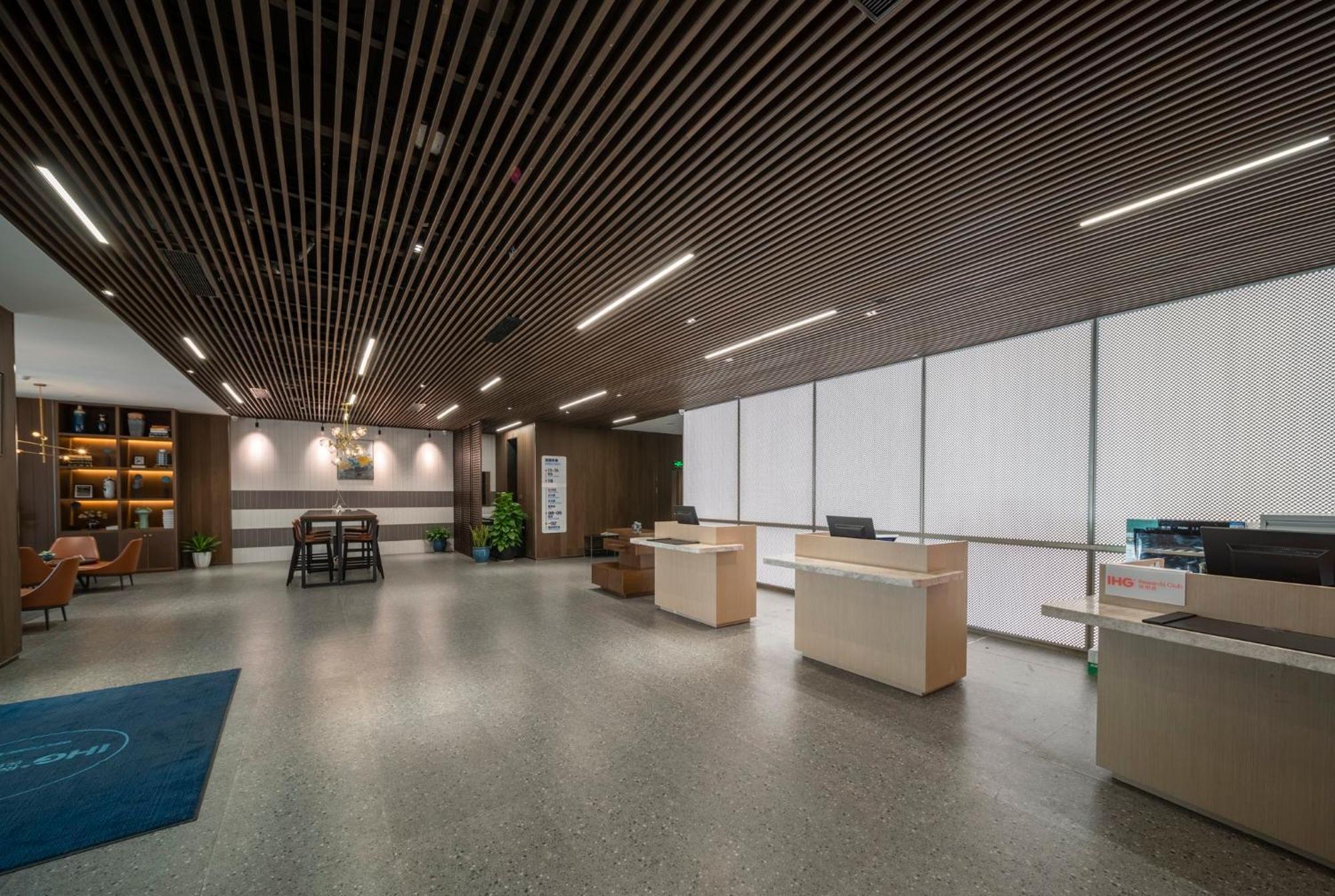 Holiday Inn Express Nanchang West Station By Ihg Buitenkant foto